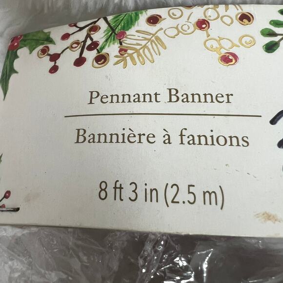 Sealed Pier 1 Pennant Banner Merry Christmas Buffalo Plaid Burlap w/Holly Accent - Picture 2 of 5